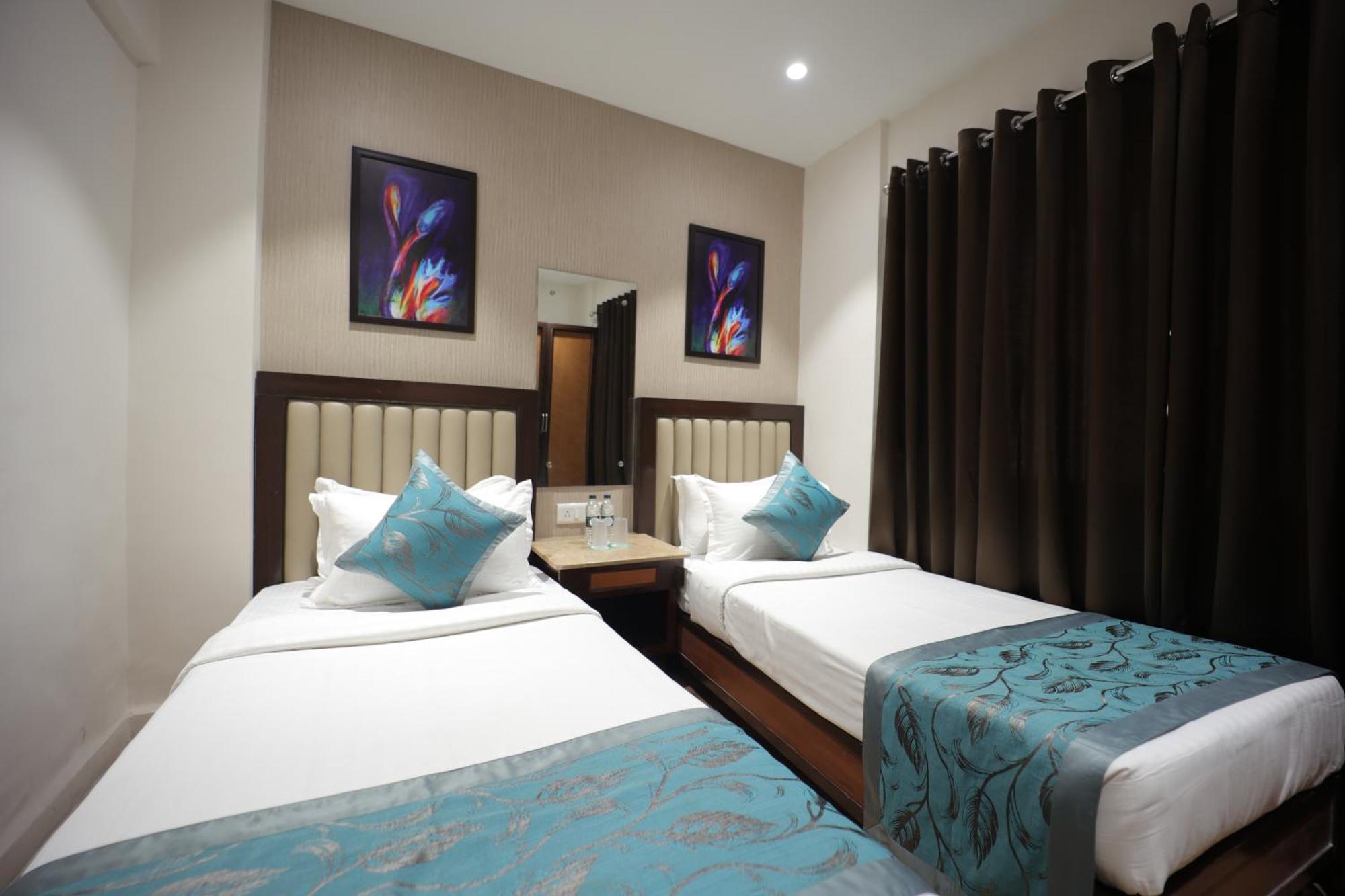 The Byke Studio Pure Veg Apartment, Thane Exterior photo